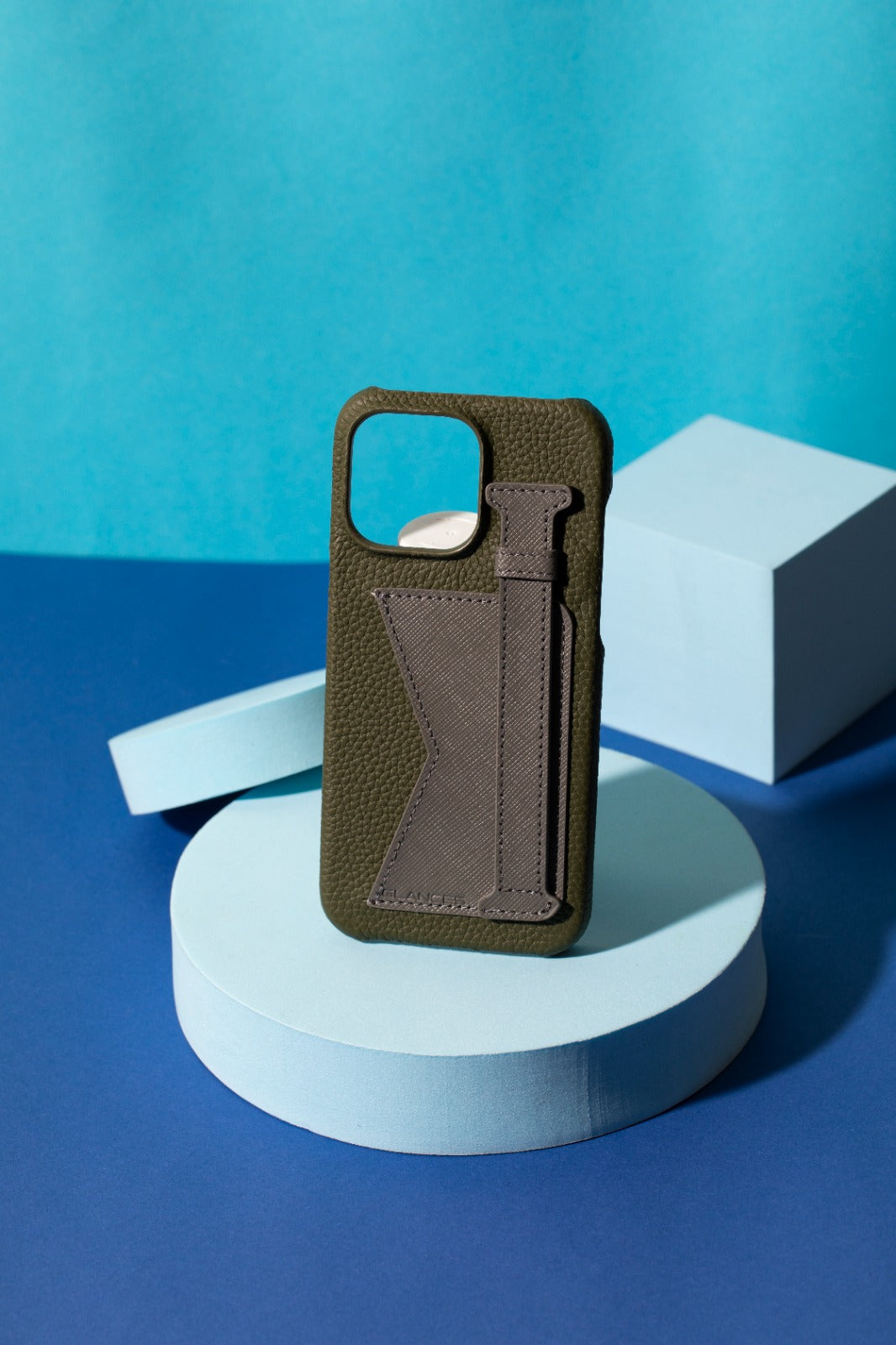 GLANCES: phone case-pine cone green and gray saffiano