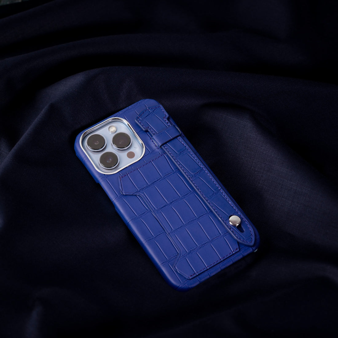 GLANCES: phone case-Embossed crocodile dark blue