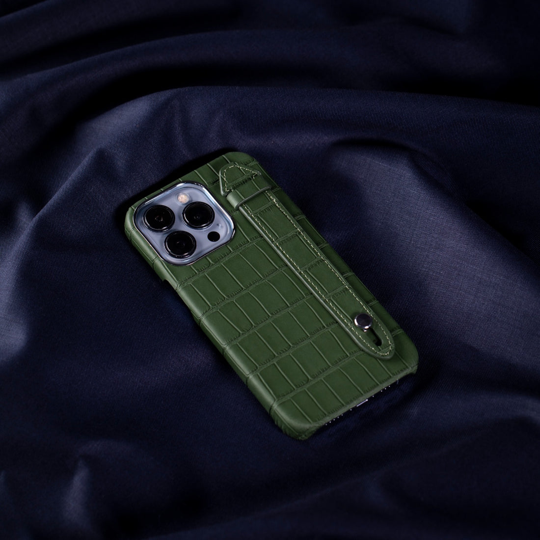 GLANCES: phone case-Green with strap