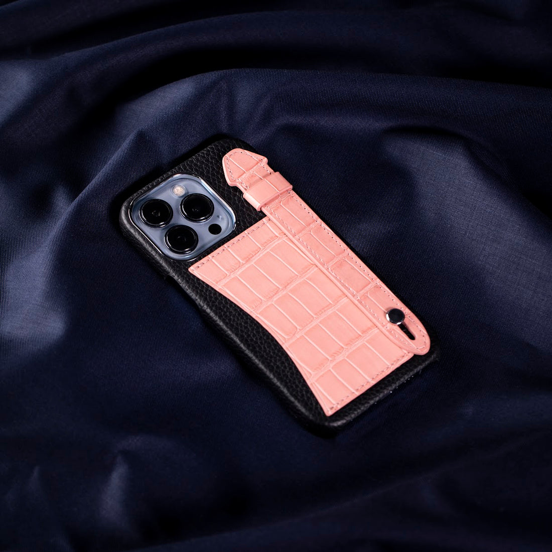 GLANCES: phone case-Embossed crocodile Pink