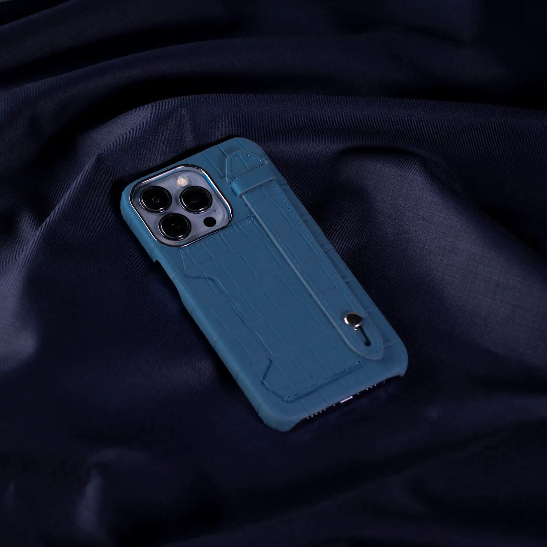 GLANCES: phone case-Embossed crocodile blue