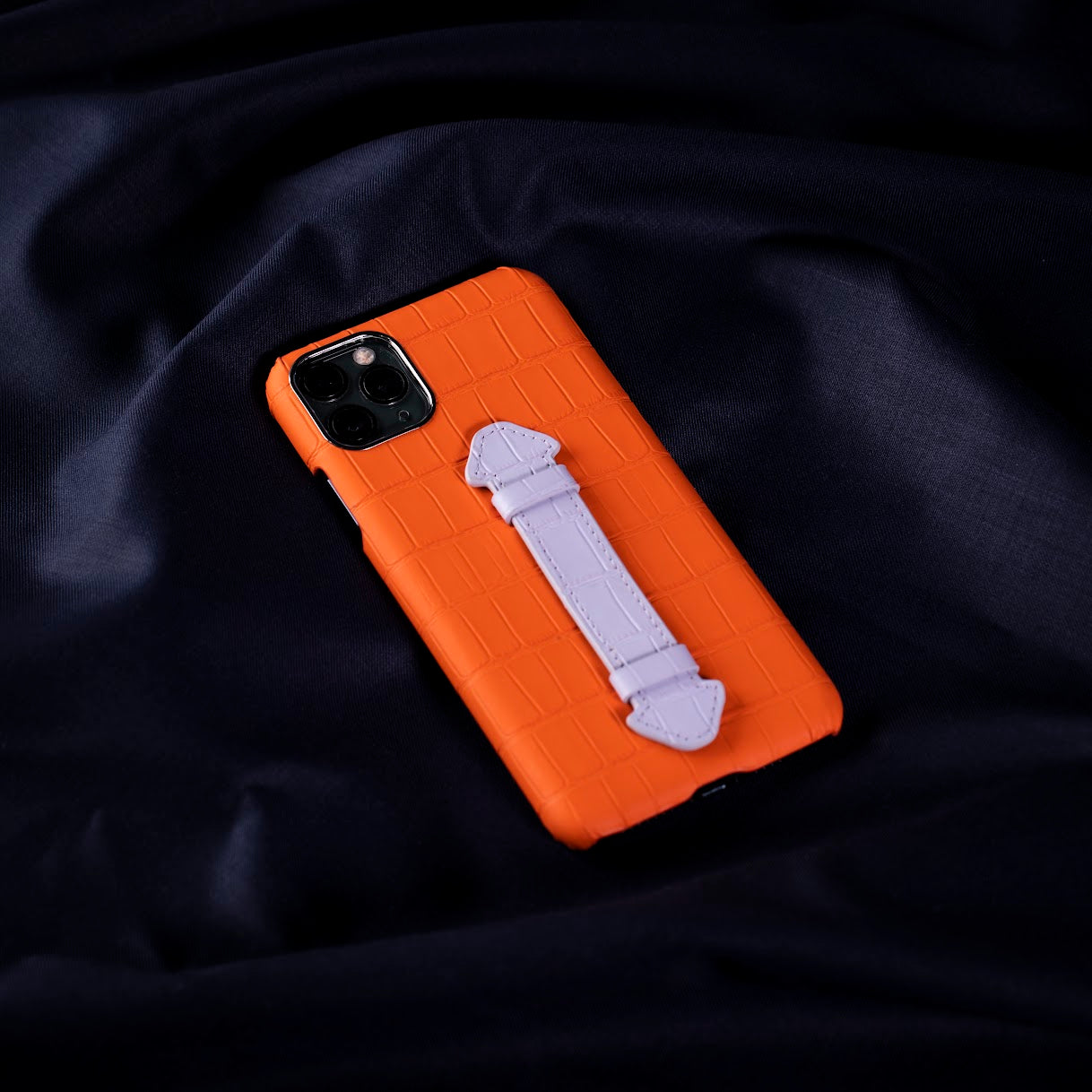 GLANCES: phone case-Orange with purple strap