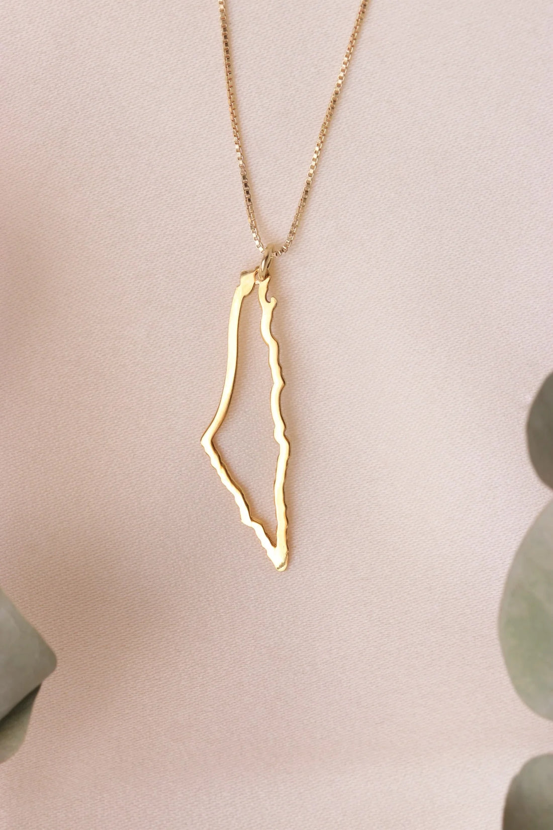 TCB-Necklace(Palestine map frame)Gold